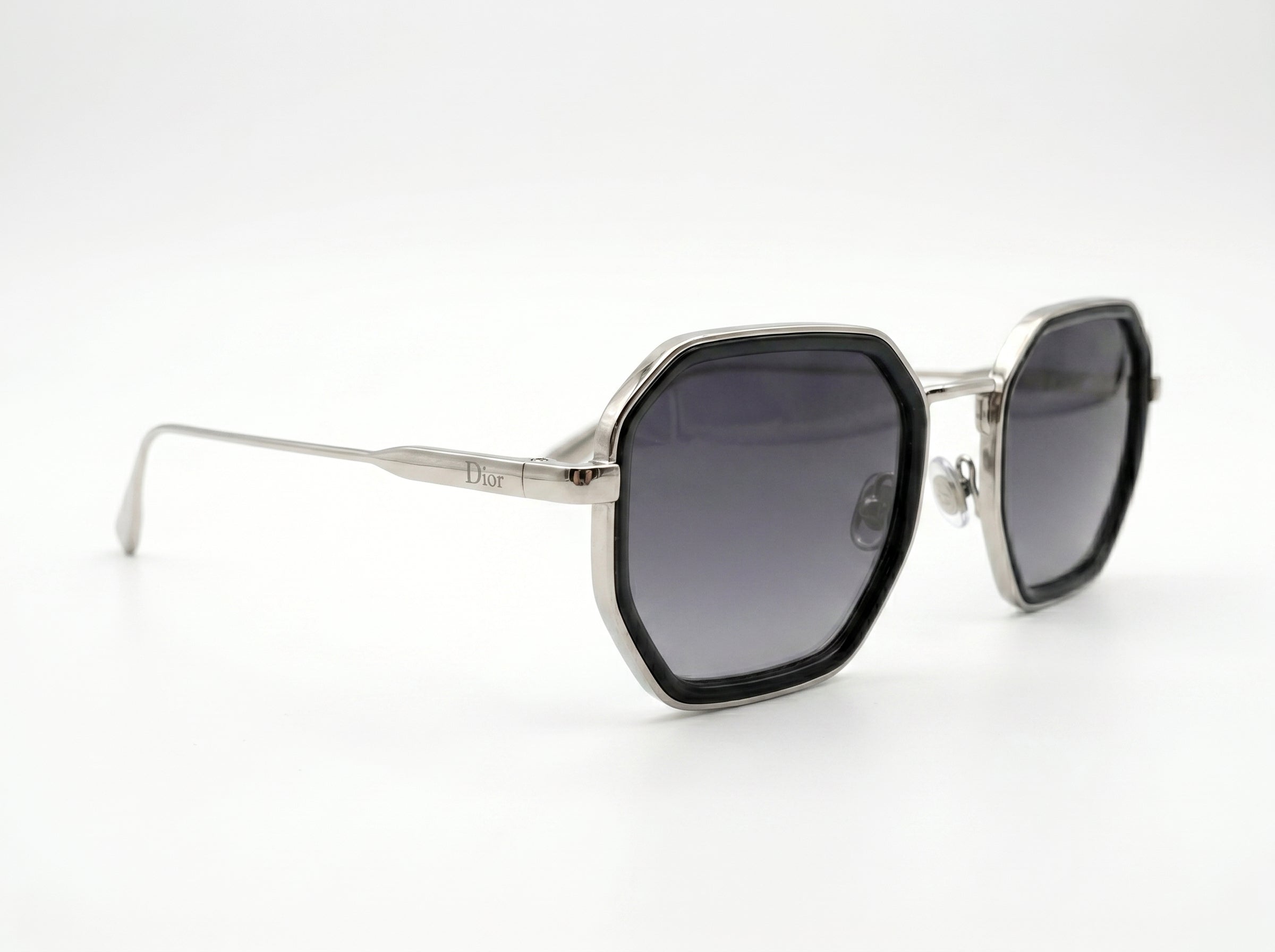 Lunettes de soleil de créateur Christian Dior au design géométrique – Monture argentée et noire