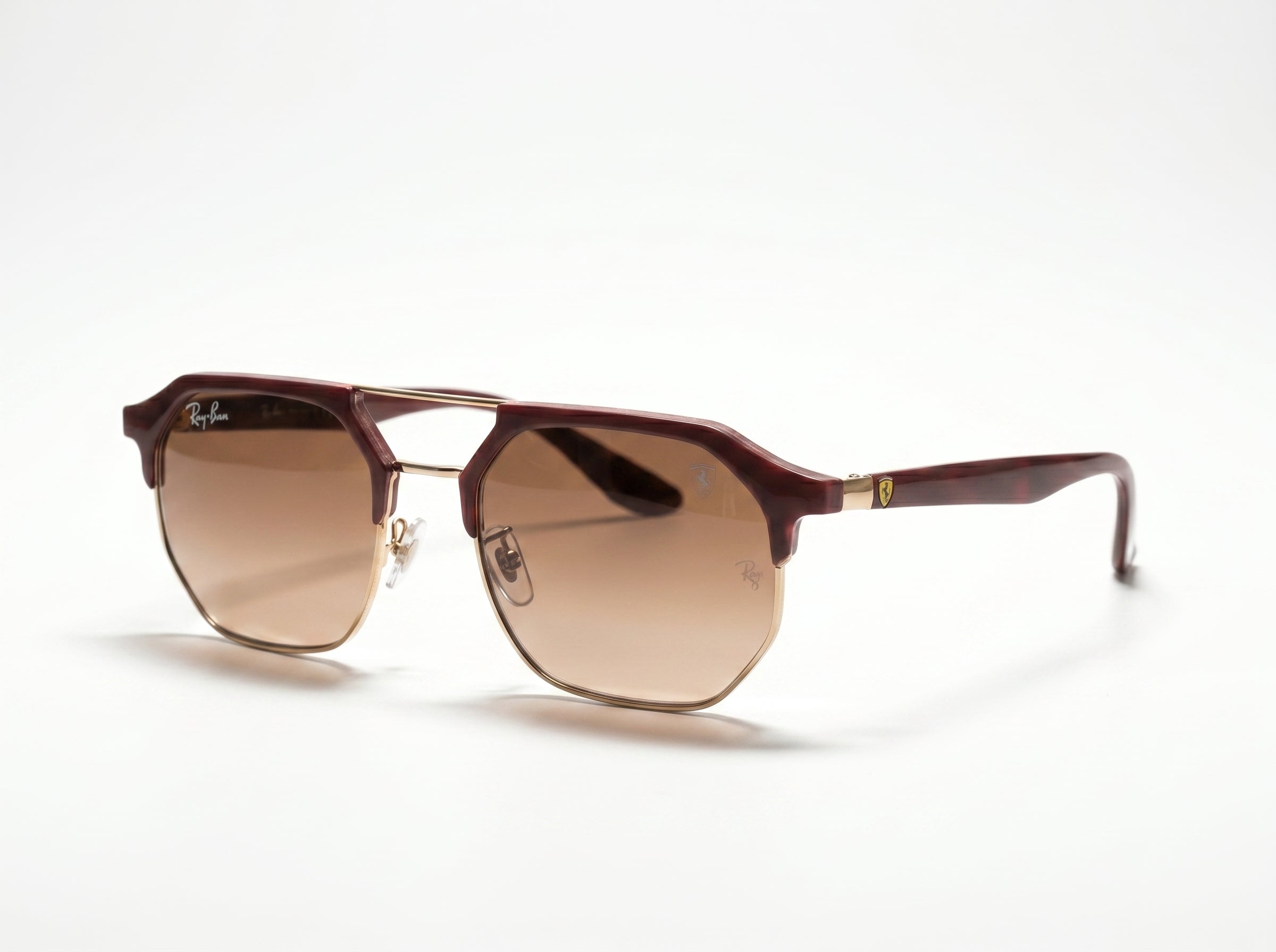 Ray-Ban Ferrari Edition 2170 – Lunettes de soleil géométriques aux verres brun doré dégradé